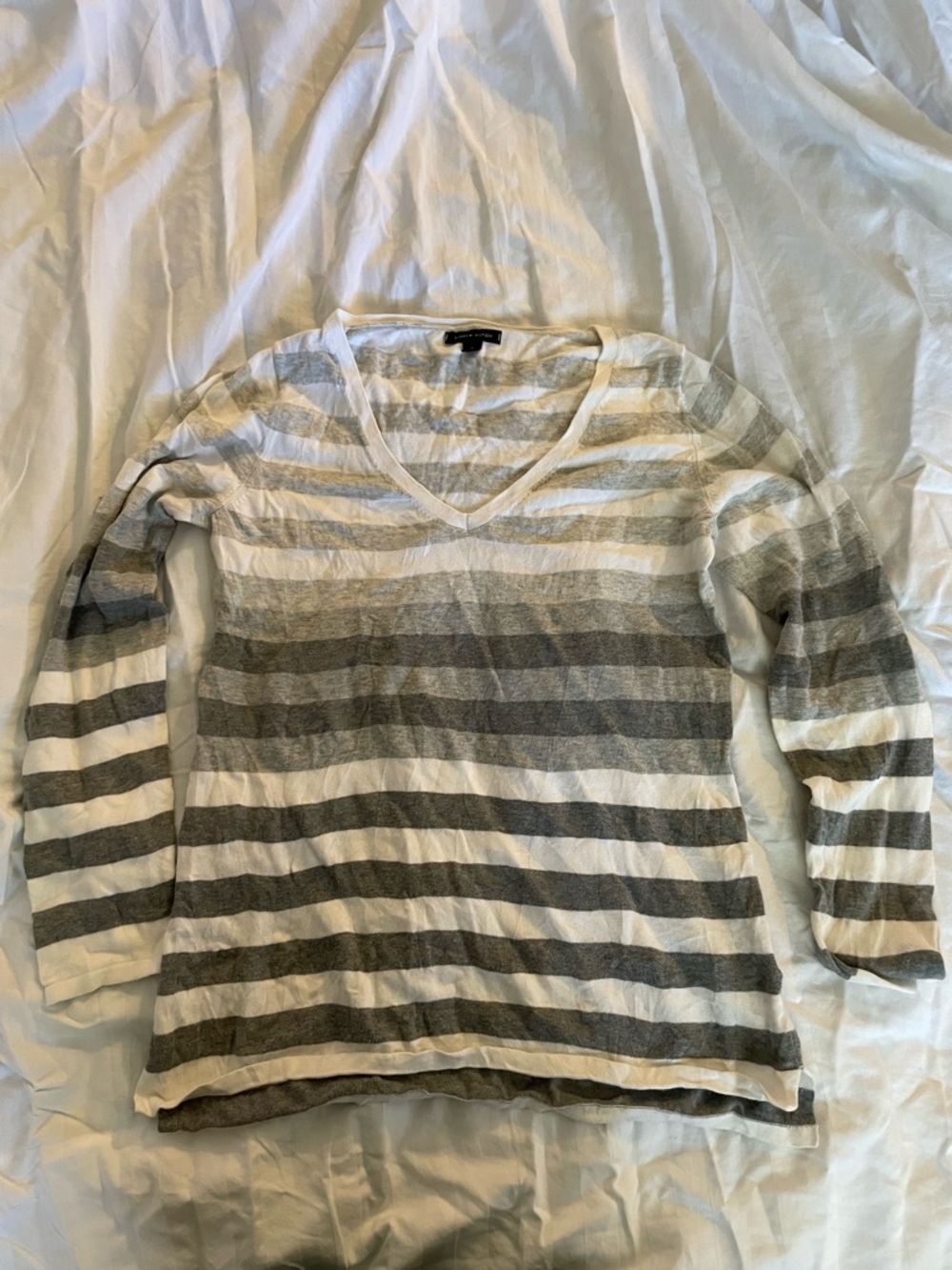 Tommy Hilfiger White and gray Knit Top